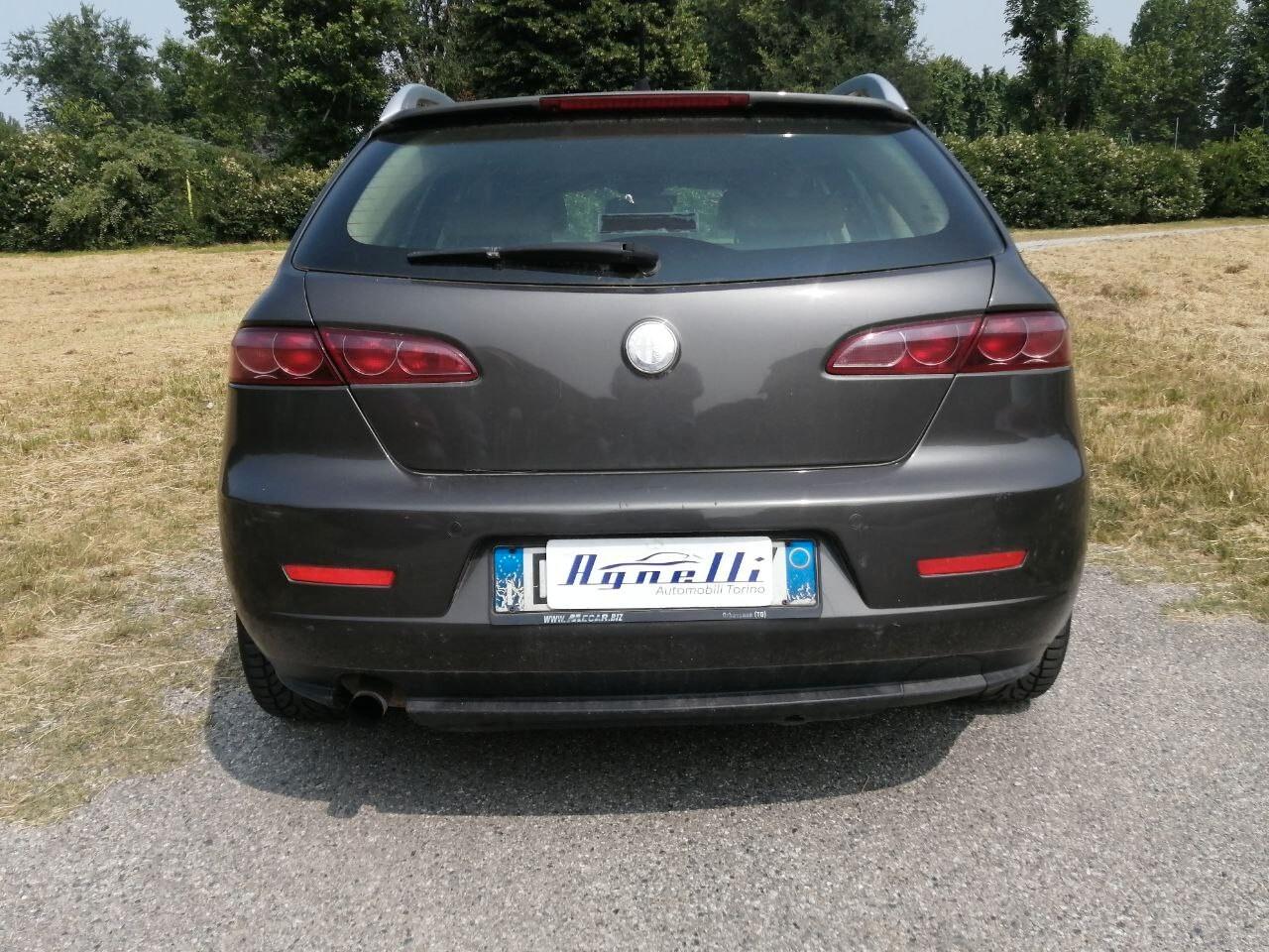 Alfa Romeo 159 1.9 JTDm 16V Sportwagon Distinctive