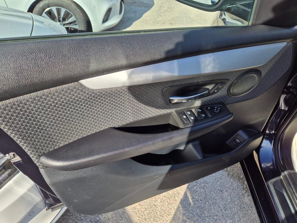 Bmw 216d Active Tourer Advantage Automatic