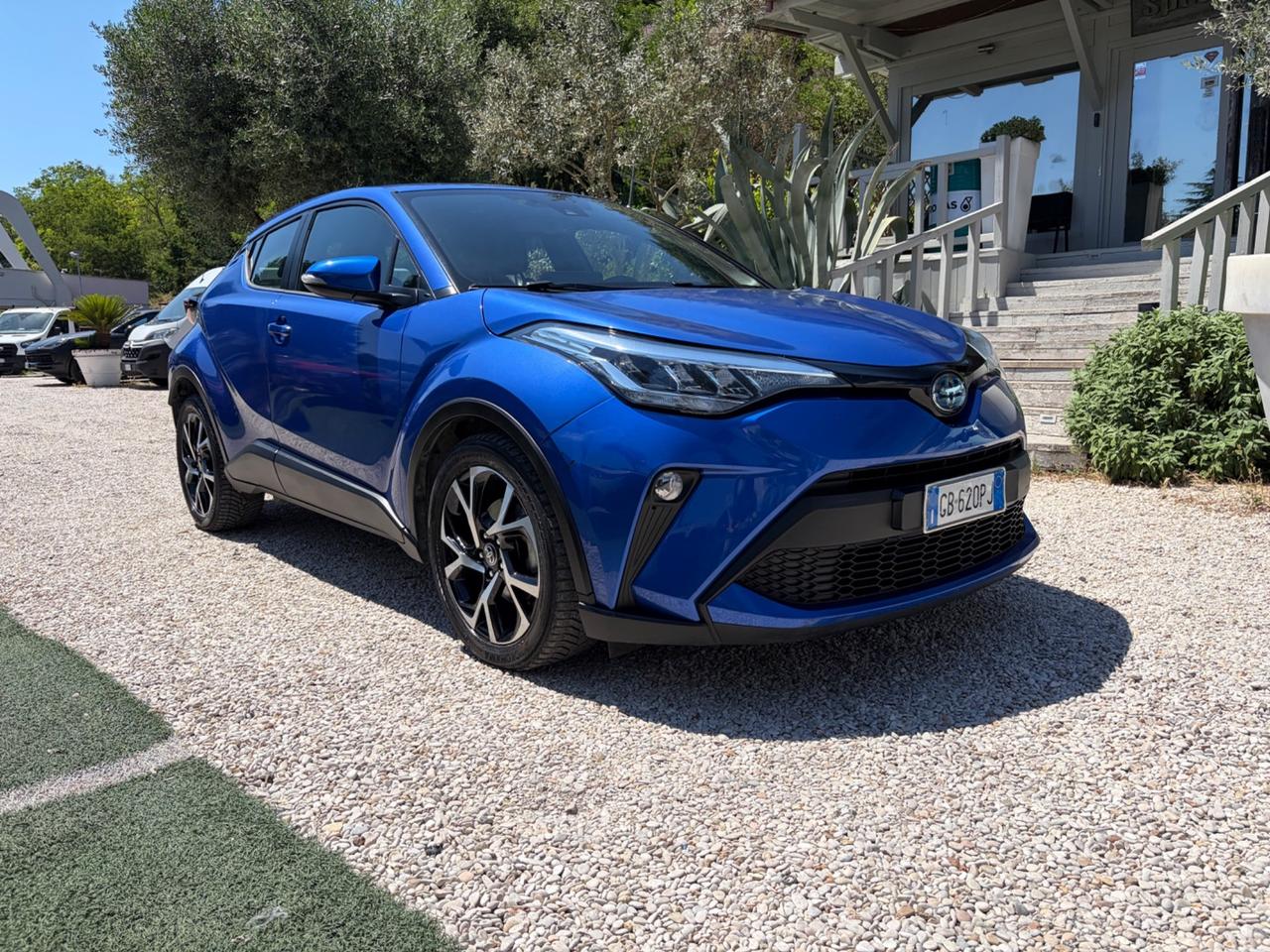Toyota C-HR 1.8 Hybrid E-CVT Active