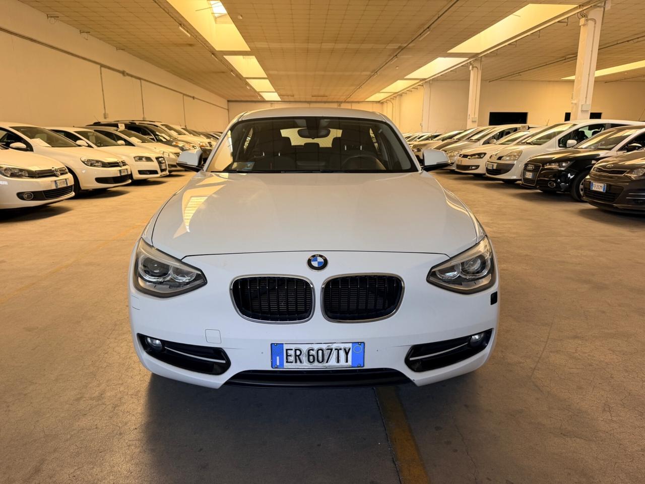 Bmw 118 118d 5p. Sport