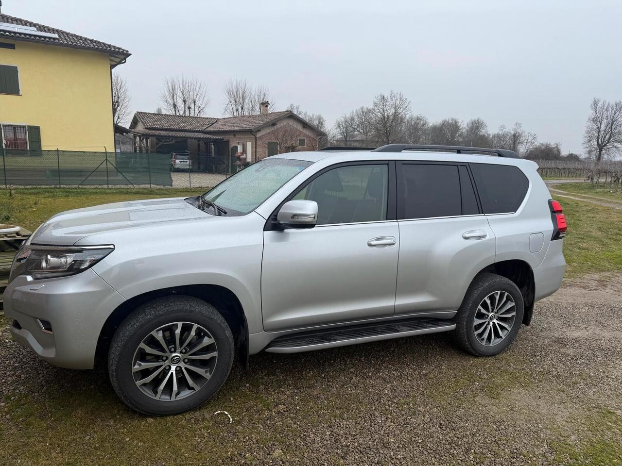 Toyota Land Cruiser Land Cruiser 2.8 D4-D A/T 5 porte Executive