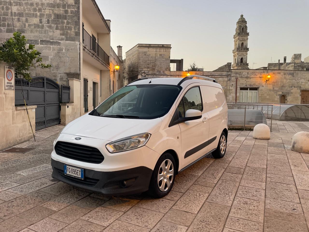 Transit Courier 1500 TDCI