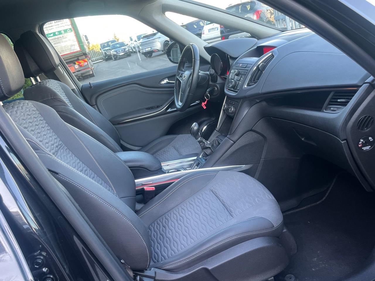 Opel Zafira Tourer 2.0 CDTi 130CV Cosmo 7 POSTI