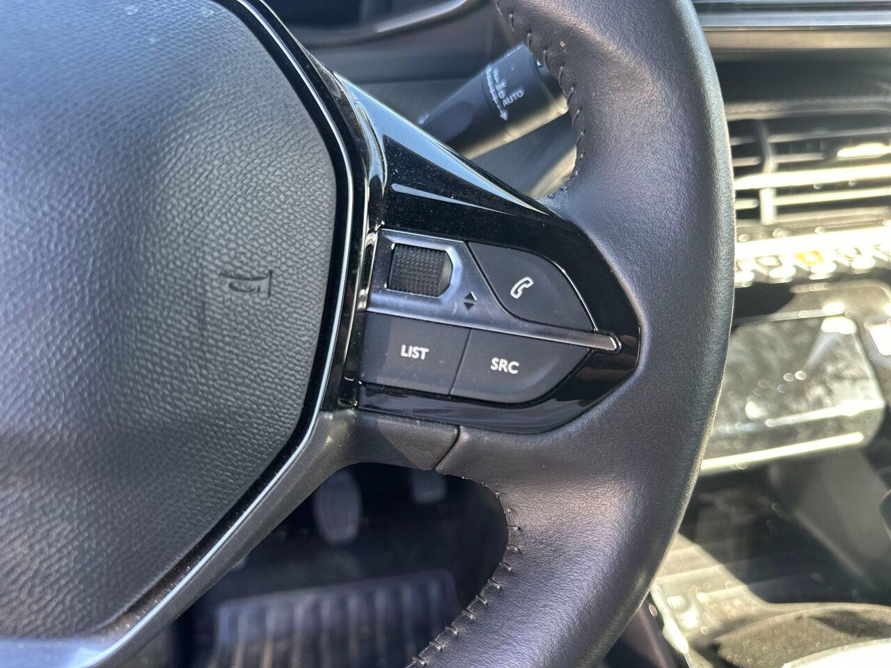 PEUGEOT 2008 II 2023 - 2008 1.2 puretech Allure s&s 100cv