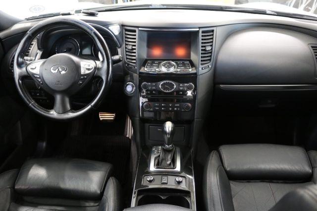INFINITI QX70 3.0 diesel V6 AT S Premium