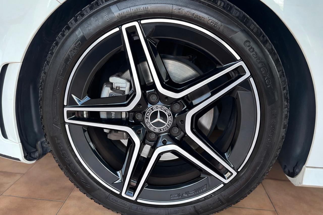 Mercedes-Benz A 180 Premium AMG LINE *PER NEOPATENTATI