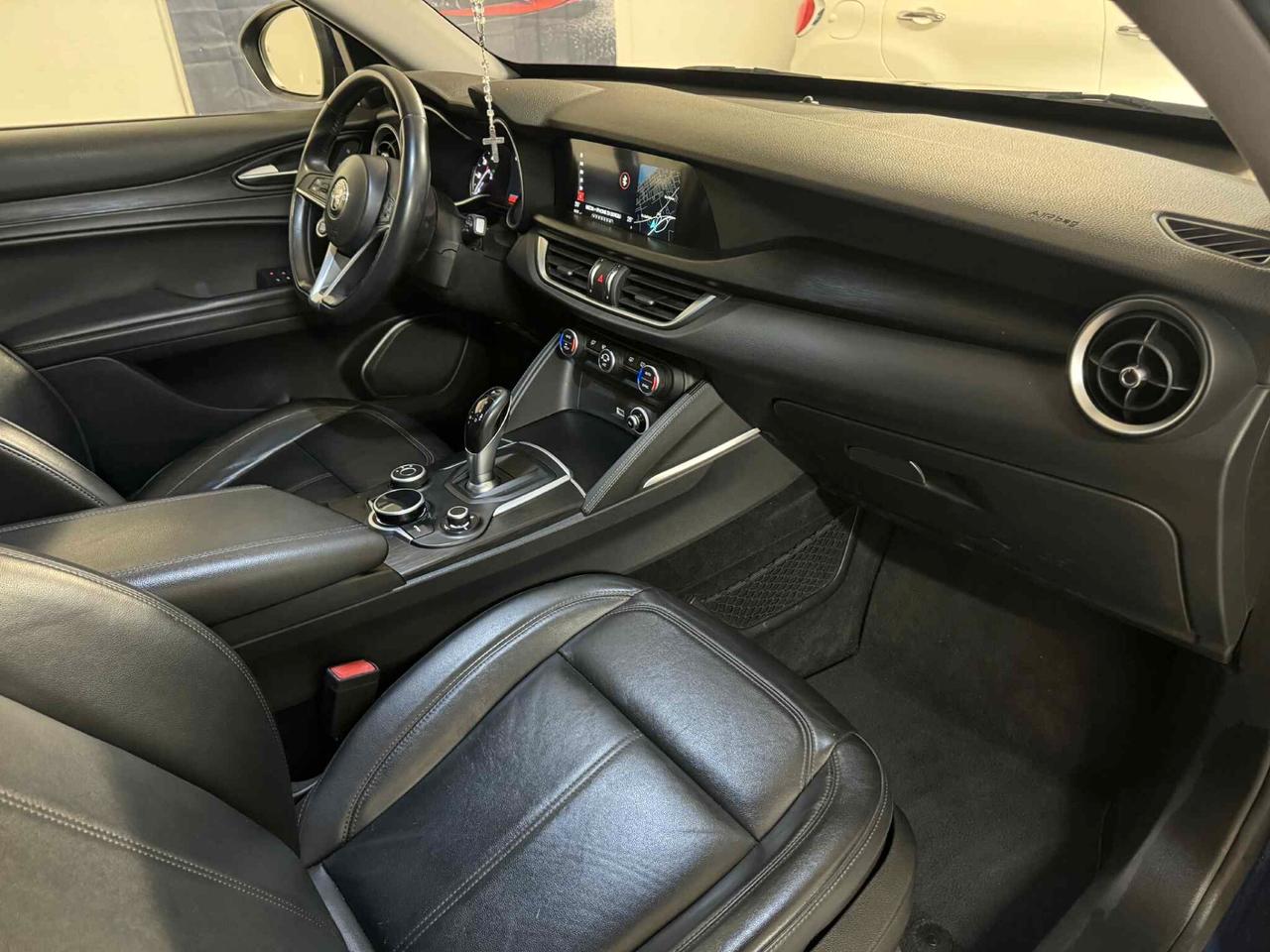 Stelvio 2.2 Turbodiesel 210 CV AT8 Q4 Super