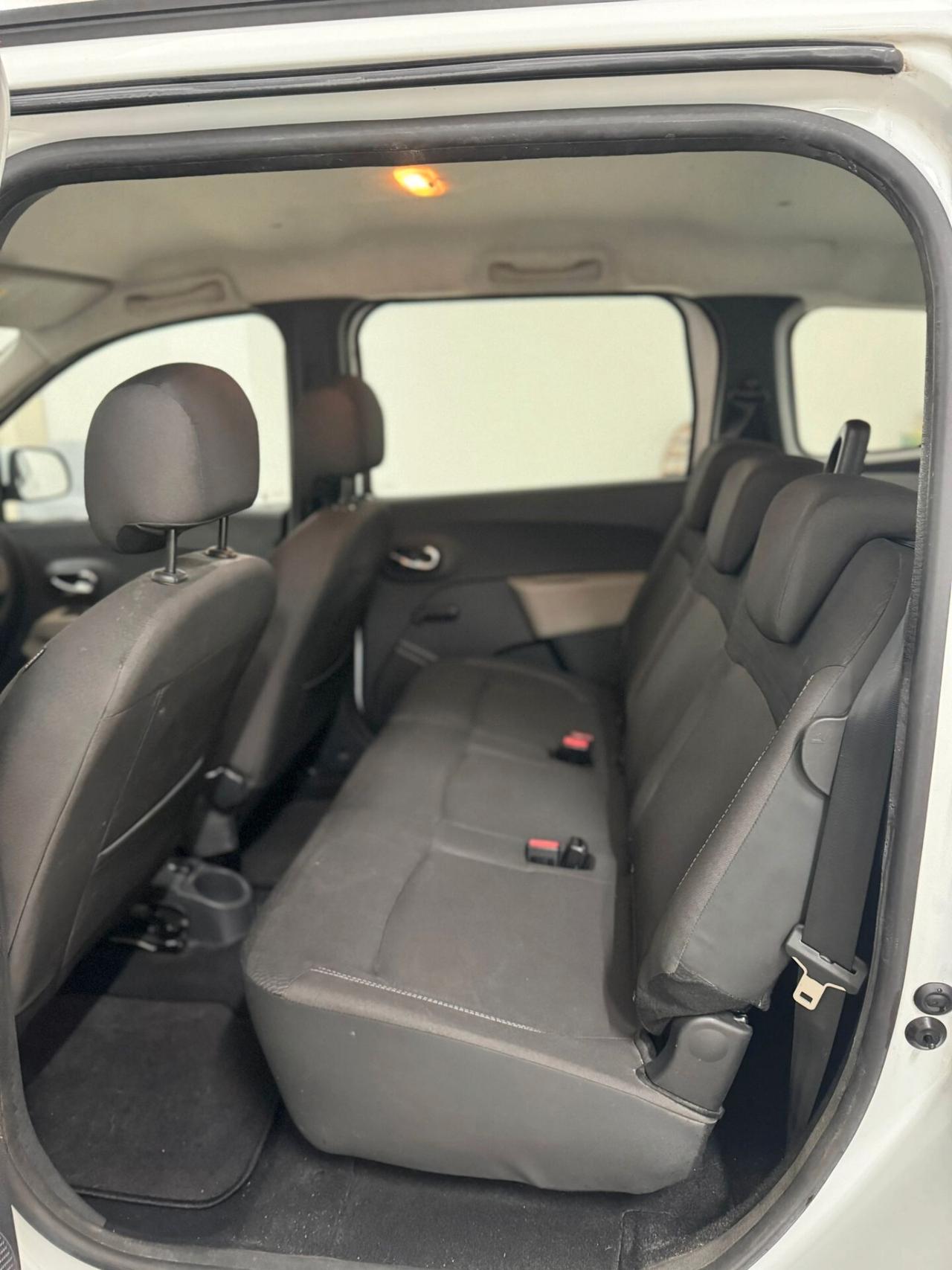 Dacia Lodgy 1.5 dCi 8V 90CV Start&Stop 5 posti Ambiance