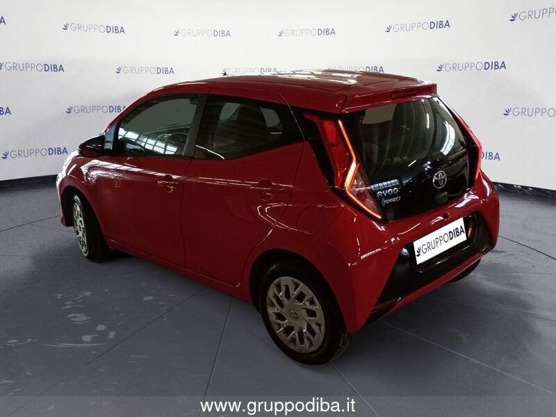 Toyota Aygo II 2018 5p 5p 1.0 x-play m-mt 72cv