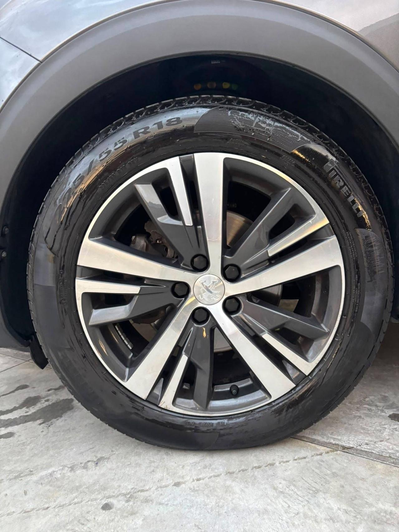 Peugeot 3008 BlueHDi 130 S&S Allure