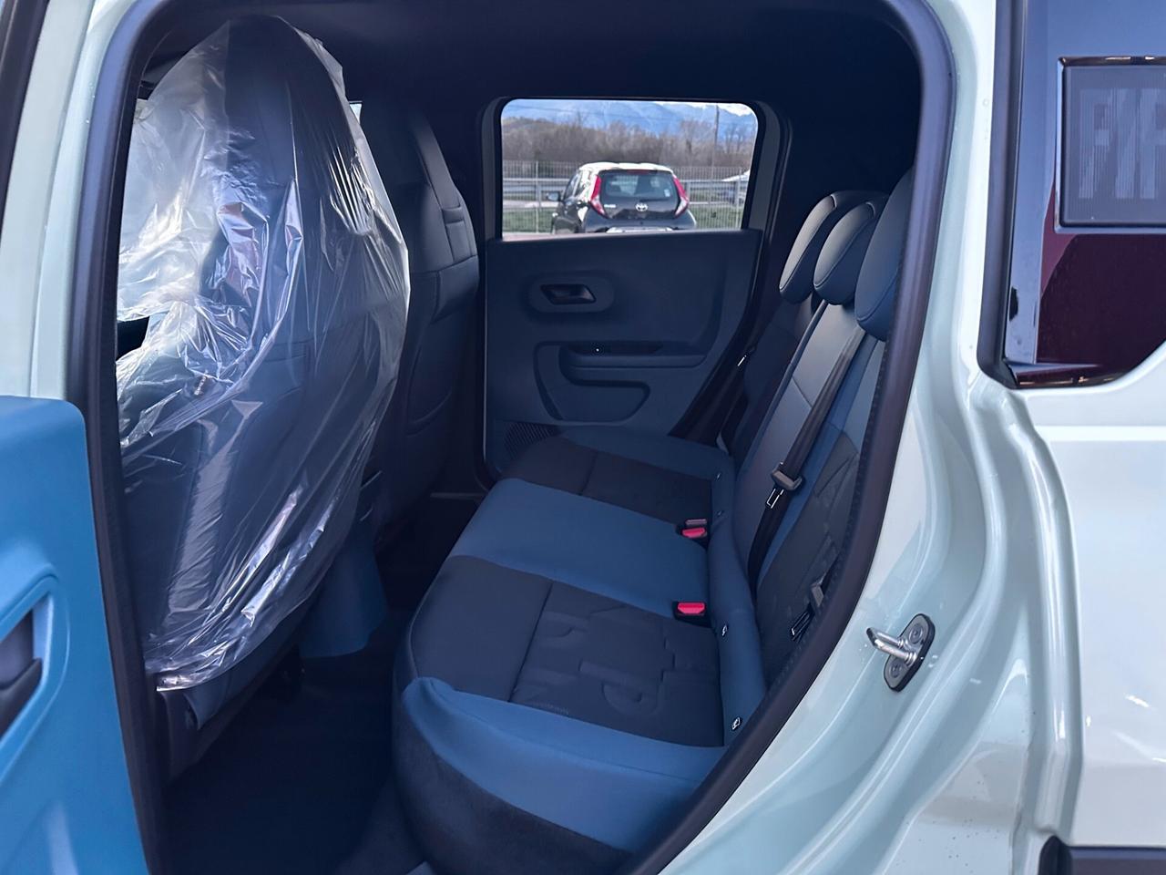Fiat Grande Panda 1.2 Hybrid 110 CV S&S LA PRIMA