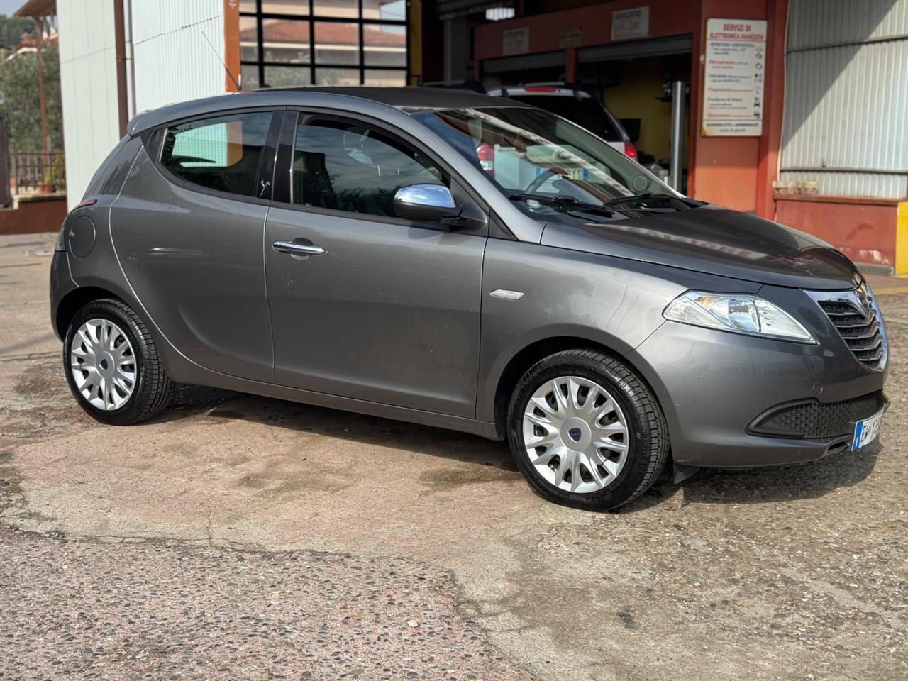 Lancia Ypsilon 1.3 MJT 16V 95 CV 5 porte S&S Platinum