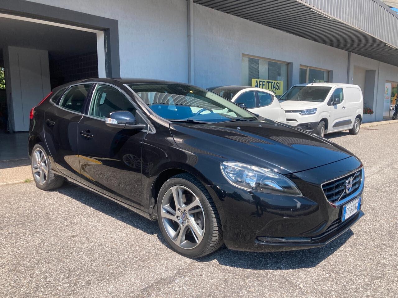 Volvo V40 D2 Geartronic Kinetic