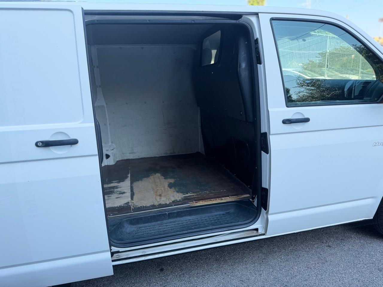 VOLKSWAGEN TRANSPORTER 12/2014 Ok neopatentati ! ! !