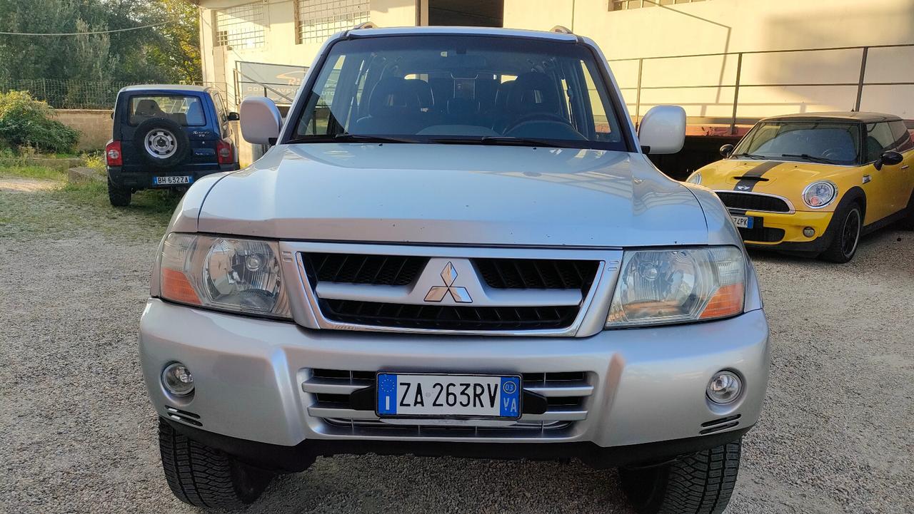 Mitsubishi Pajero 3.2 16V DI-D 7 posti e gancio