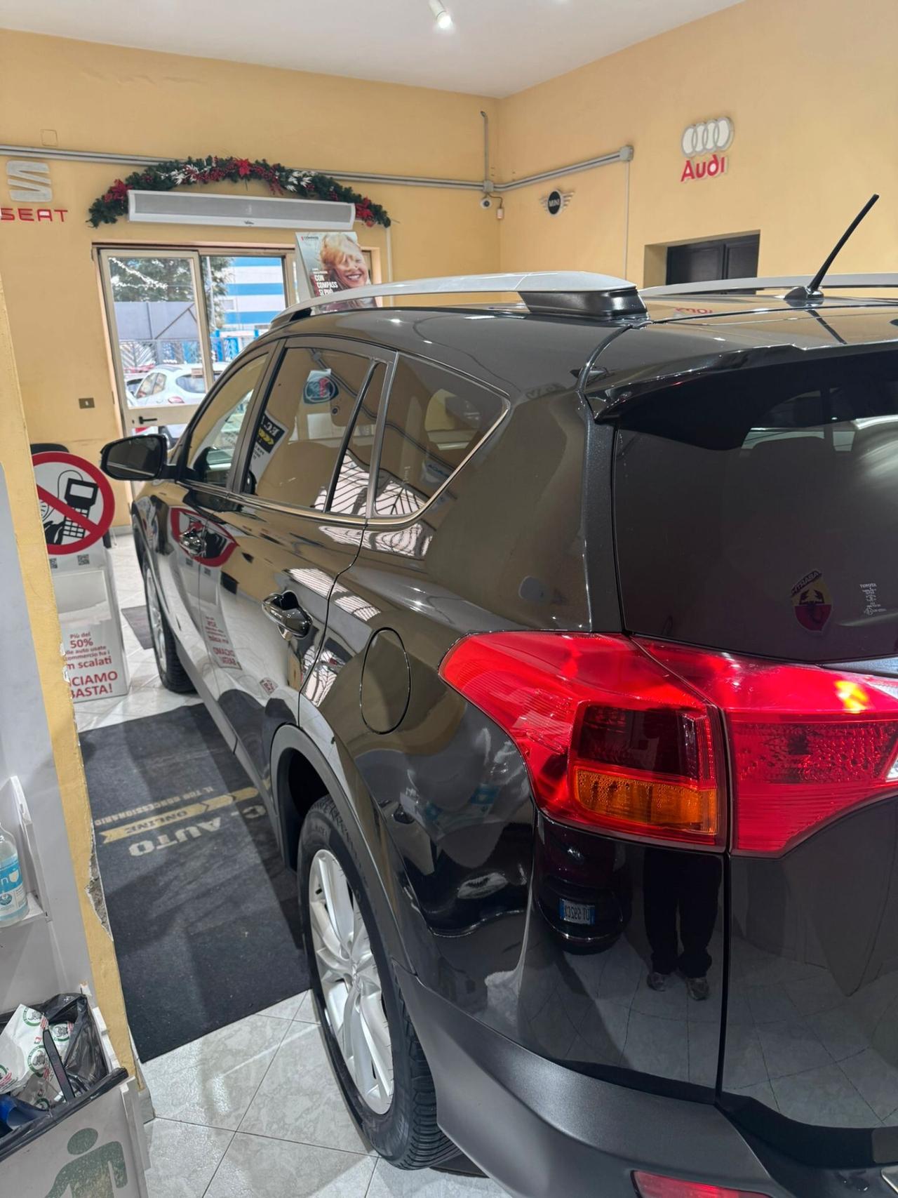 Toyota RAV 4 RAV4 2.0 D-4D 4WD Lounge