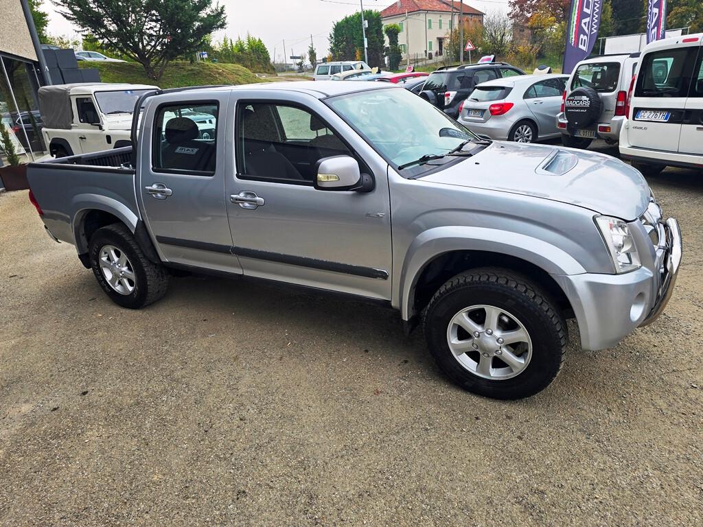 Isuzu D-Max 3.0 TDI 163CV CREW CAB "LS"