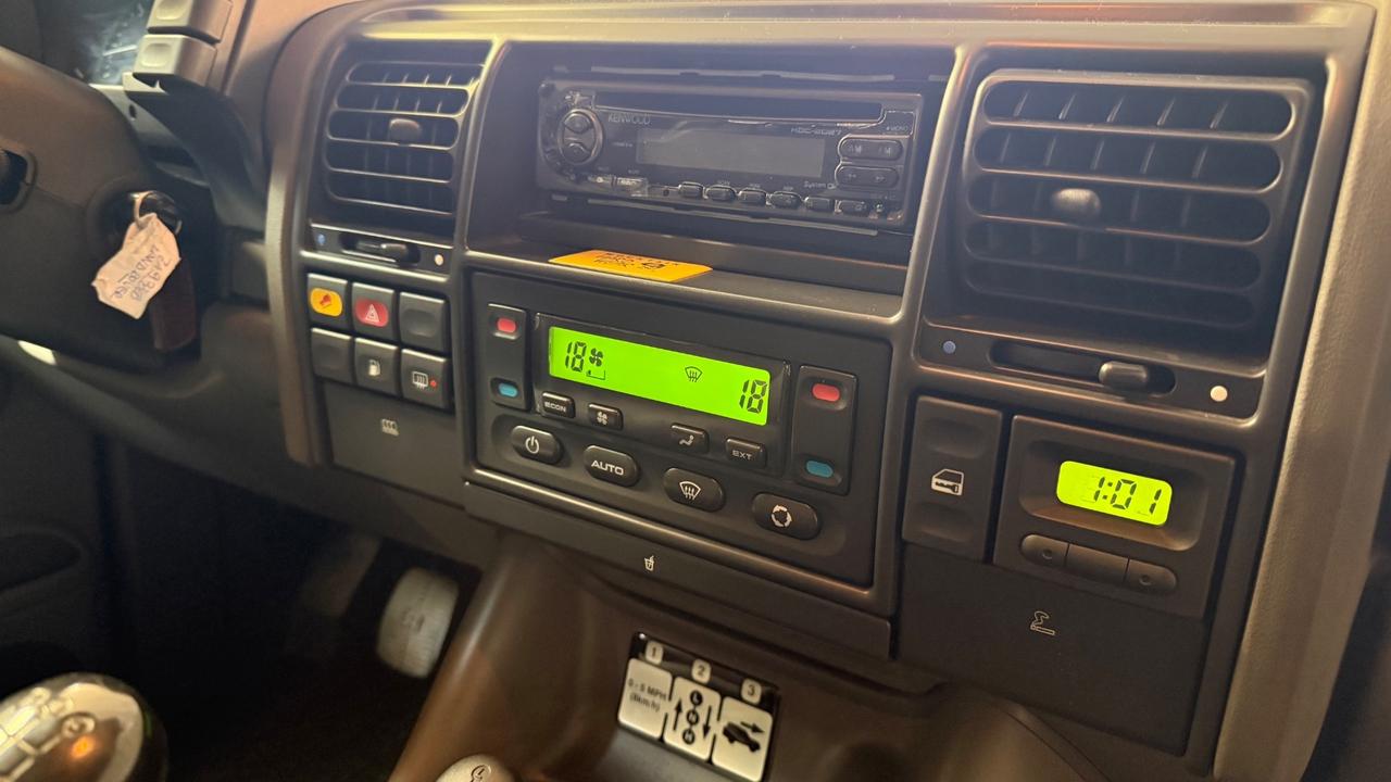 Land Rover Discovery 2.5 Td5 5 porte Luxury Head