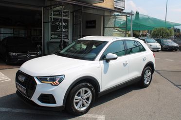 Audi Q3 40 TFSI QUATTRO 4X4 S-tronic Business IVA ESPOSTA 100%