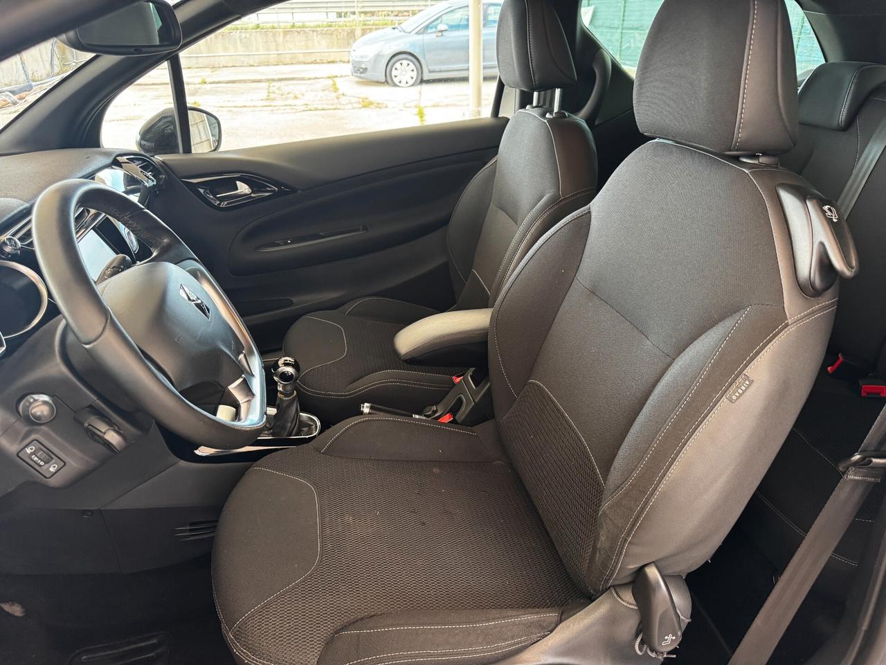 Ds DS3 DS 3 BlueHDi 75 Sport Chic
