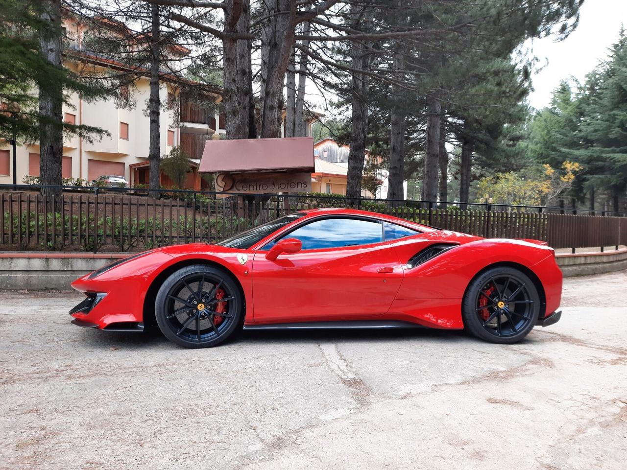 FERRARI 488 PISTA IVA ESPOSTA KM 7500 ANNO 2019