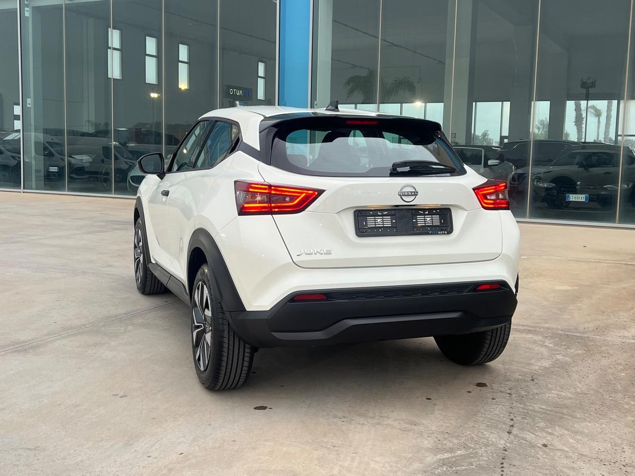 Nissan Juke 1.0 DIG-T 114 CV Acenta