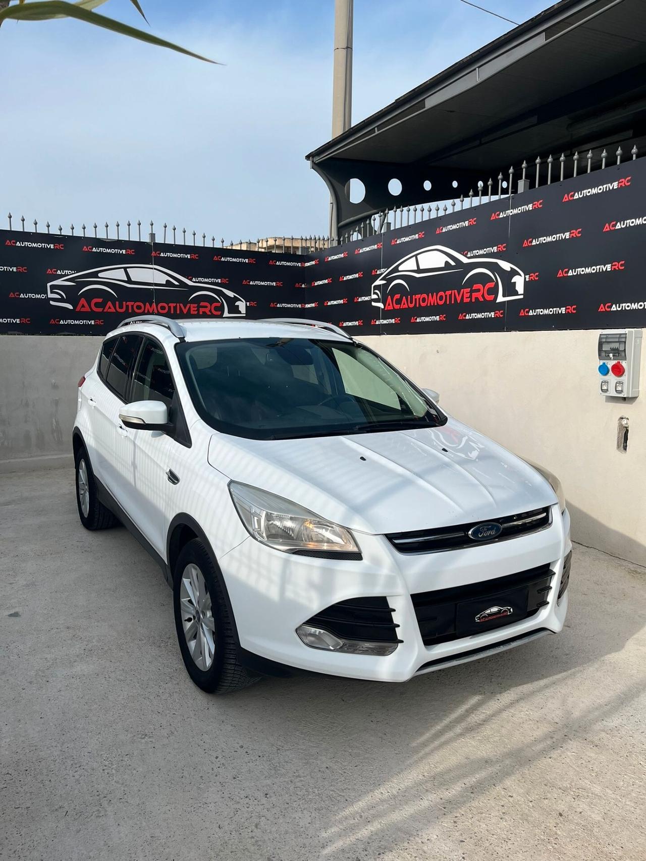 Ford Kuga 2.0 TDCI 120 CV S&S 2WD Titanium