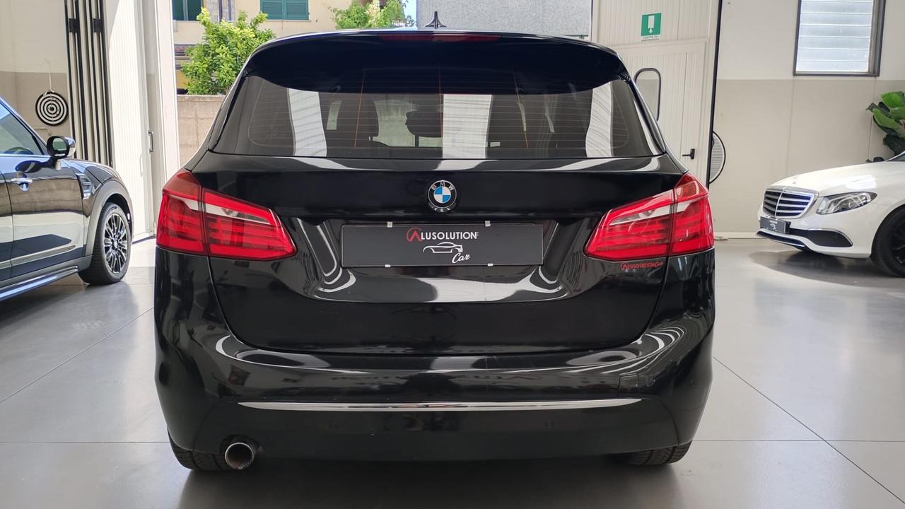 Bmw 2er Active Tourer 218d Luxury