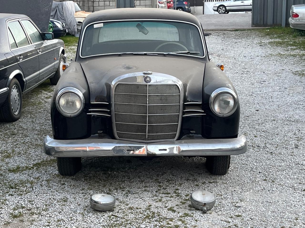 Mercedes benz 180 Ponton Bauletto SENZA MOTORE
