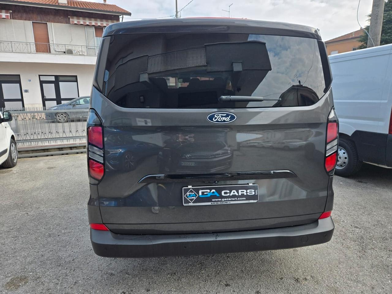 FORD TOURNEO CUSTOM TREND EDITION 2.0 136 cv PC -PROMO MARZO GA FIN&SAFE-