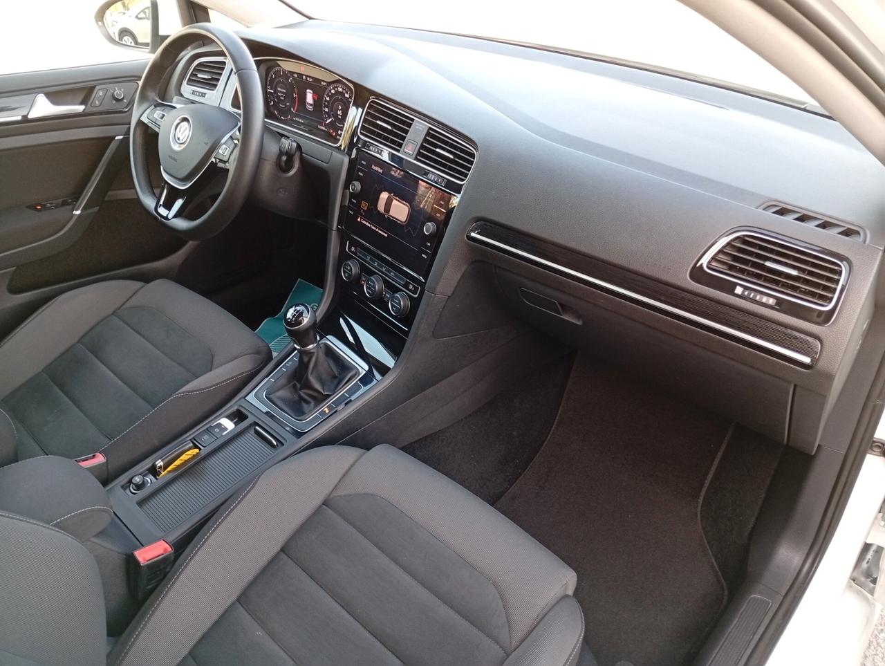 Volkswagen Golf 2.0 TDI 5p. Highline BlueMotion Technology