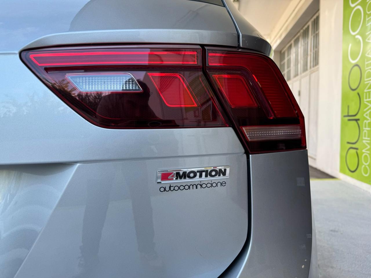 Volkswagen Tiguan 2.0 tdi R-Line 4motion 150cv dsg