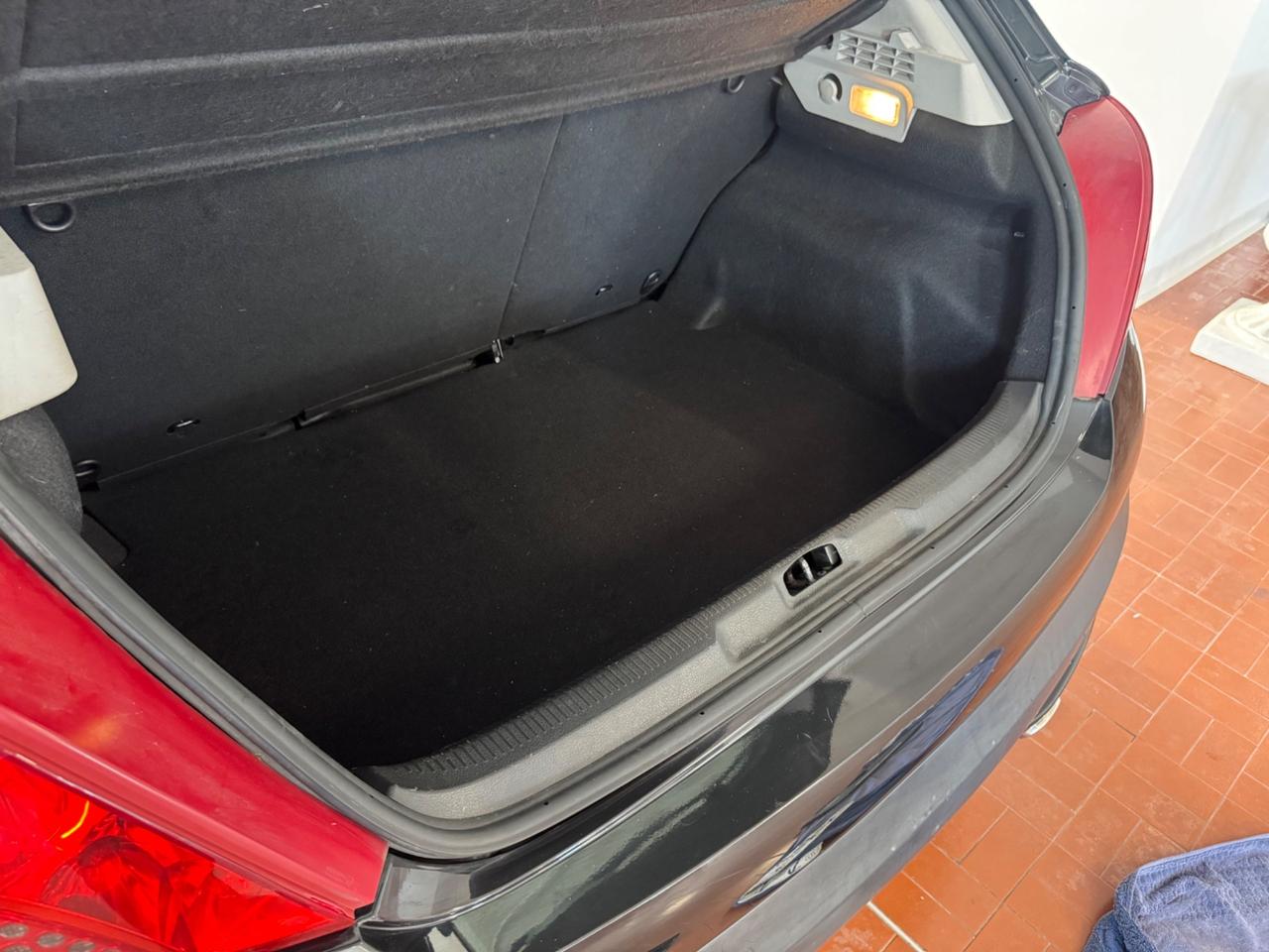 Peugeot 207 1.6 HDi 110CV 3p. Féline perfetta