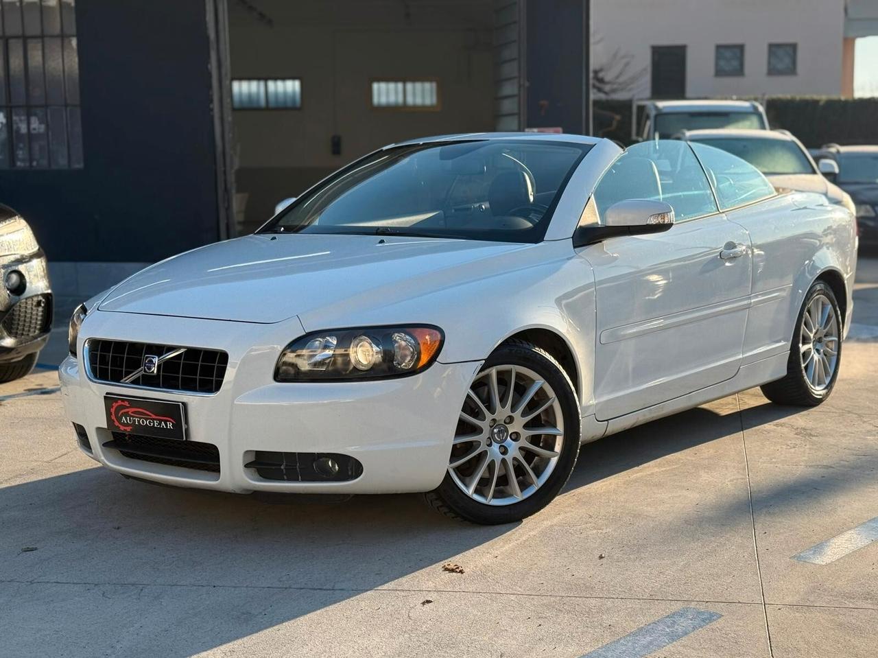 Volvo C70 2.0 D Summum