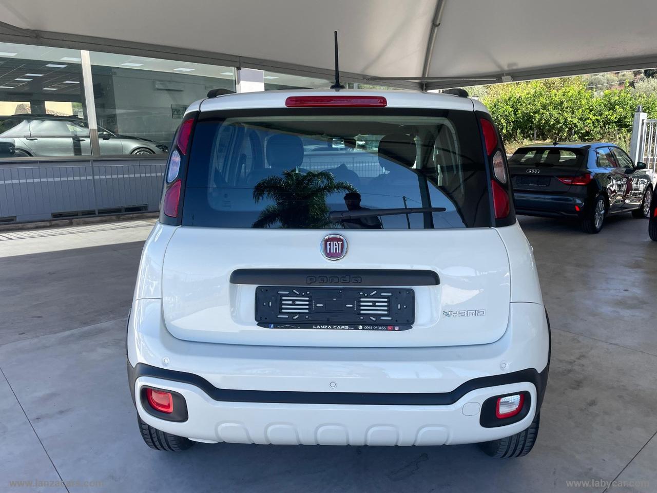 FIAT Panda 1.0 FireFly S&S Hybrid City Cross