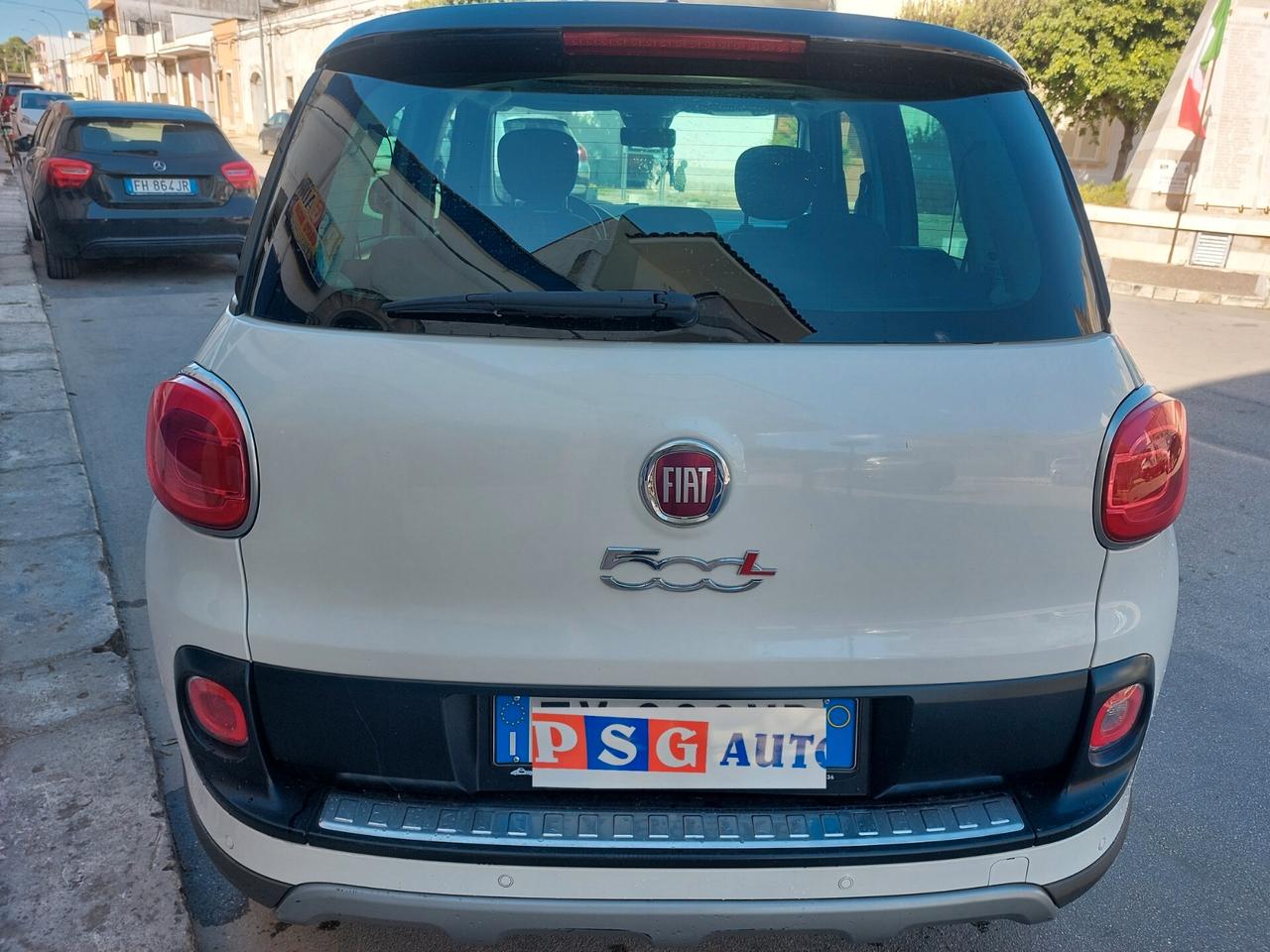 FIAT 500L 1.6 MJT TREKKING TOP BICOLORE TETTO PANORAMICO NAVI STRAFULL