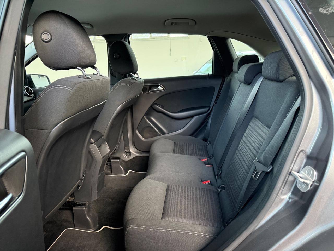 Mercedes-benz B 180 CDI BlueEFFICIENCY Premium MOTORE MERCEDES