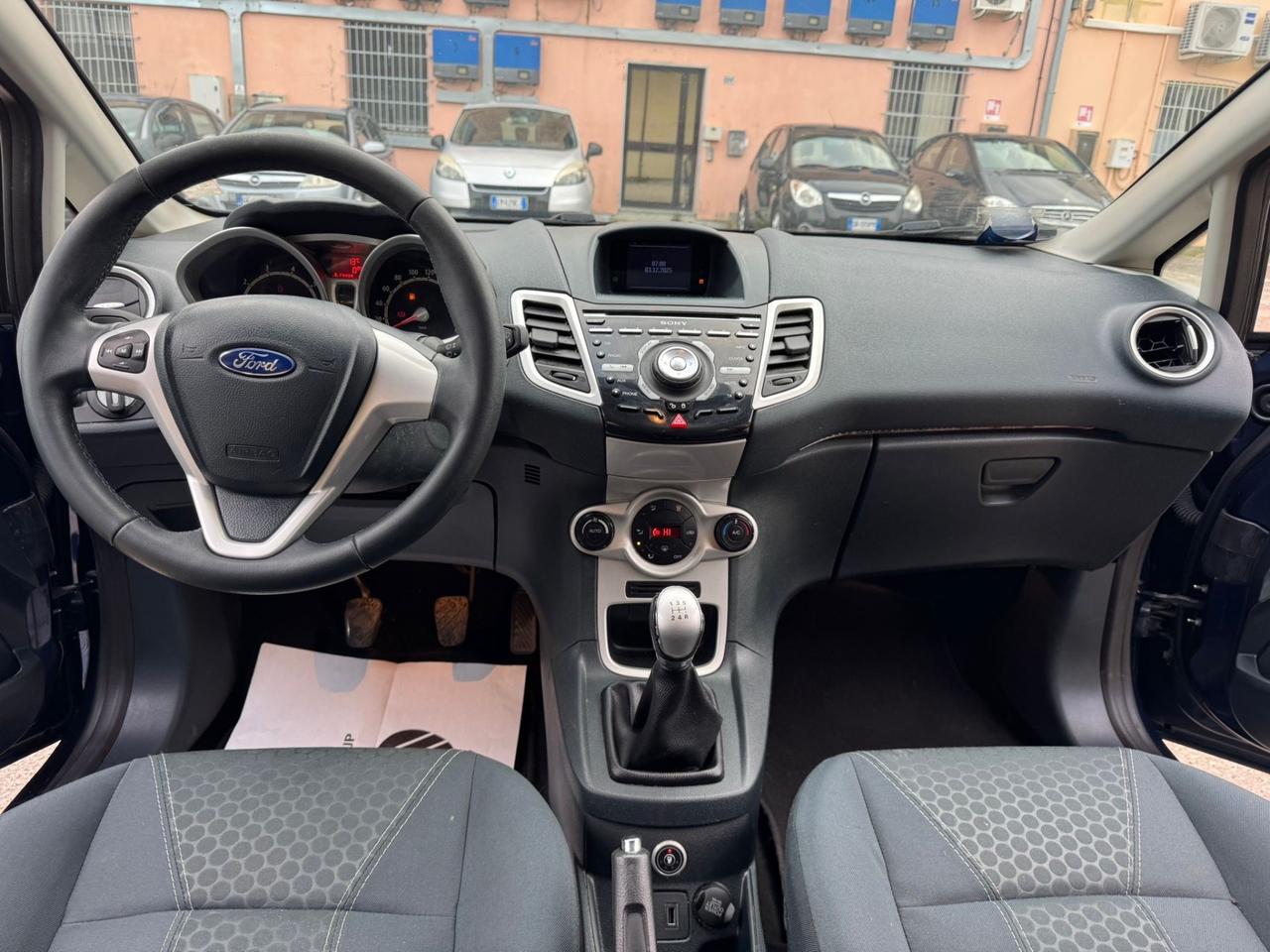 Ford Fiesta 1.4 5p. Bz.- GPL Titanium perfetta