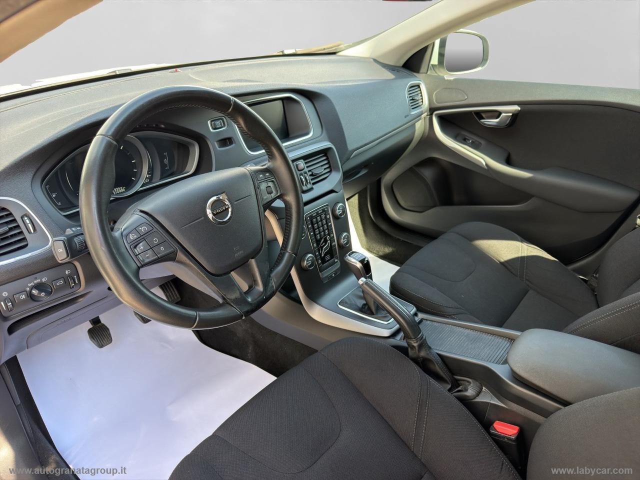 VOLVO V40 D2 Momentum BELLA AFFARE VERO!
