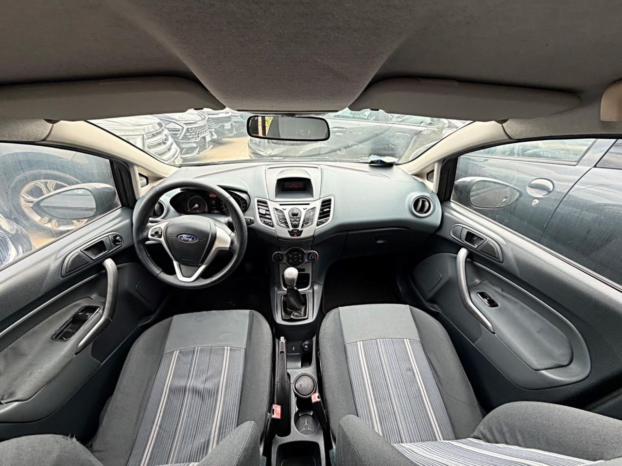 Ford Fiesta 1.4 TDCi 68CV 5 porte Titanium