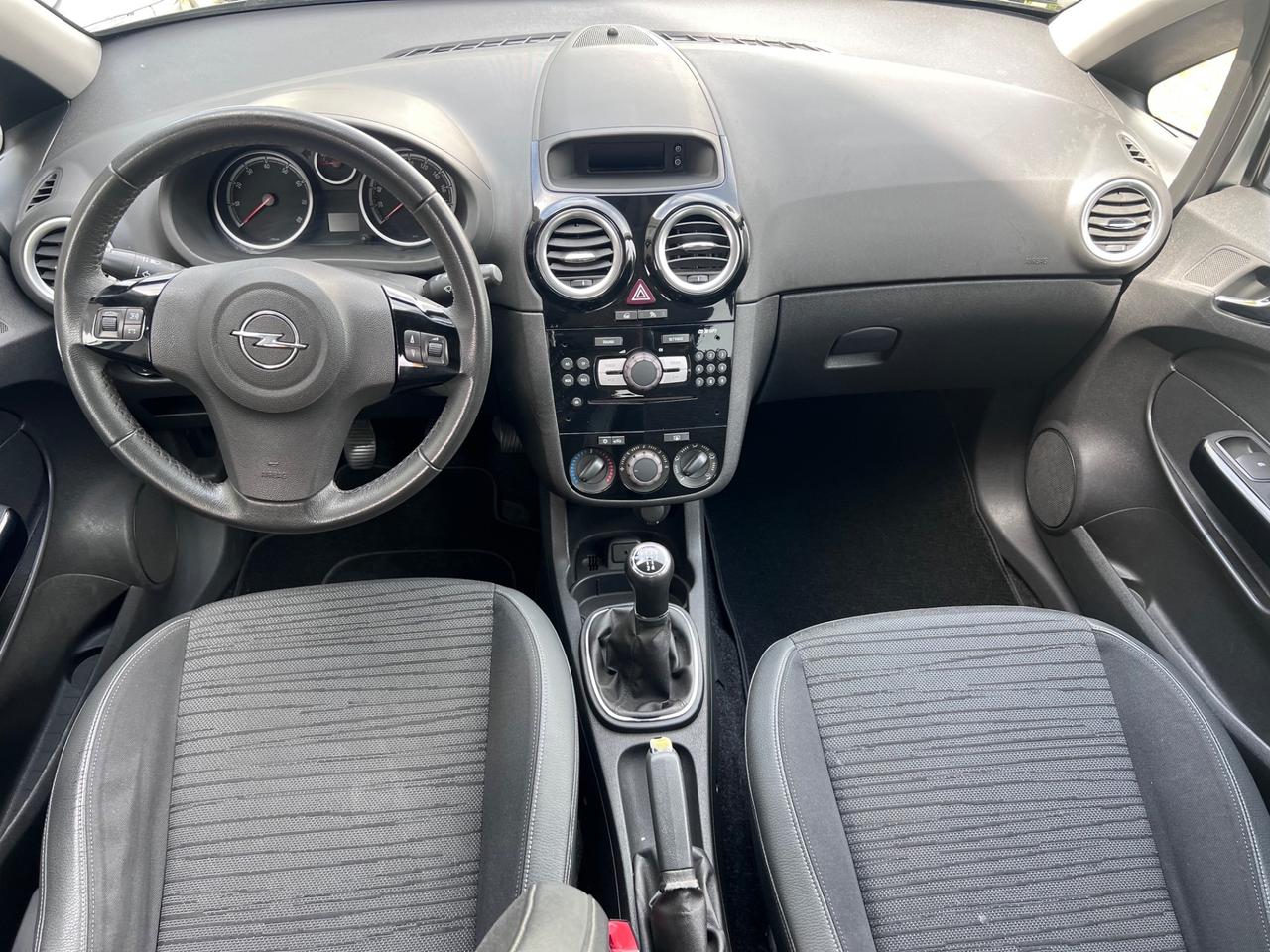 Opel Corsa 1.2 BENZ - ADATTA A NEOPATENTATI