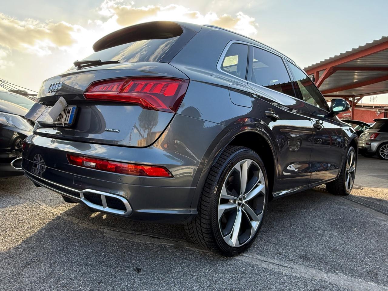 Q5 55 TFSI e quattro S tronic S line-unipro-STRAFULL