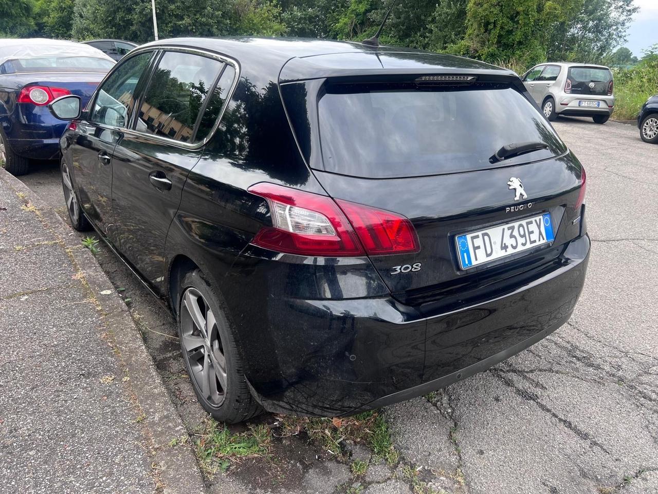 Peugeot 308 1.6 diesel gira male 2016