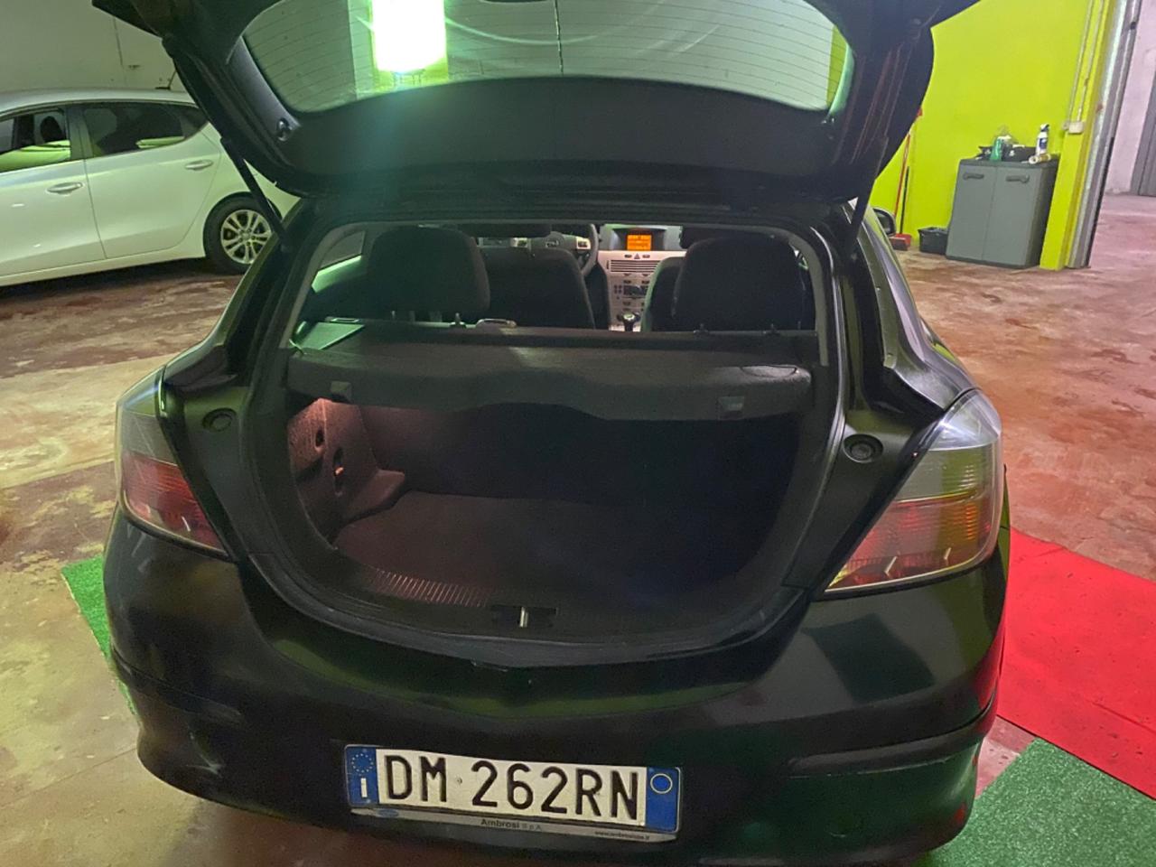 Opel Astra GTC 1.7 CDTI 110CV 3 porte Cosmo