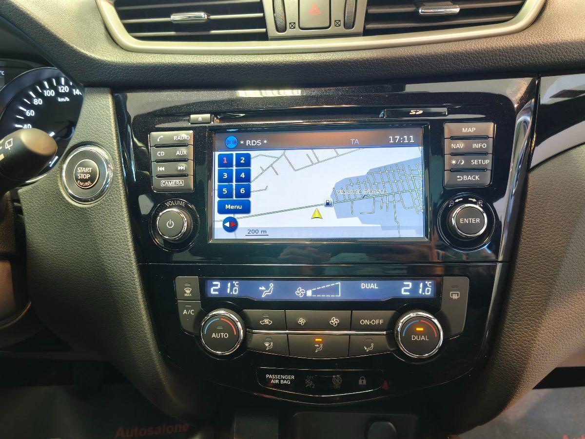 NISSAN Qashqai 1.6 dCi 2WD N-Connecta