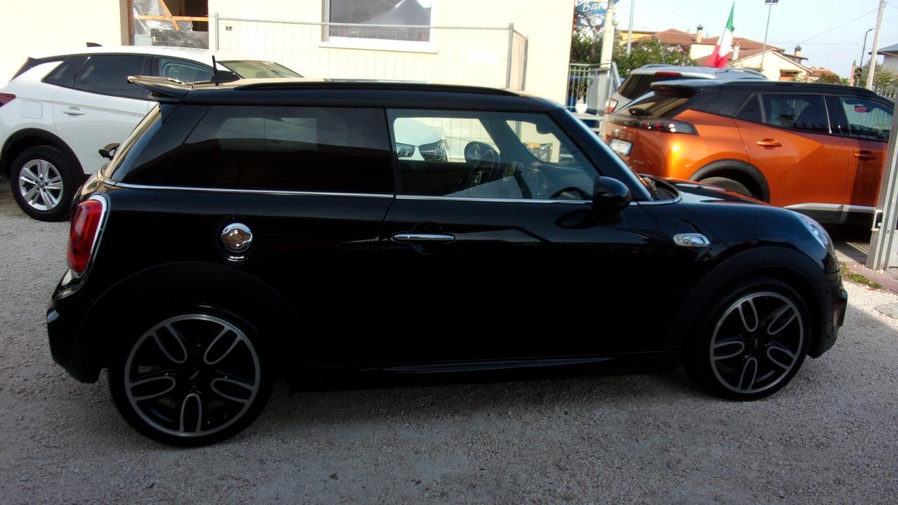 Mini 2.0 Cooper SD 170 CV COOPER JOHN WORKS