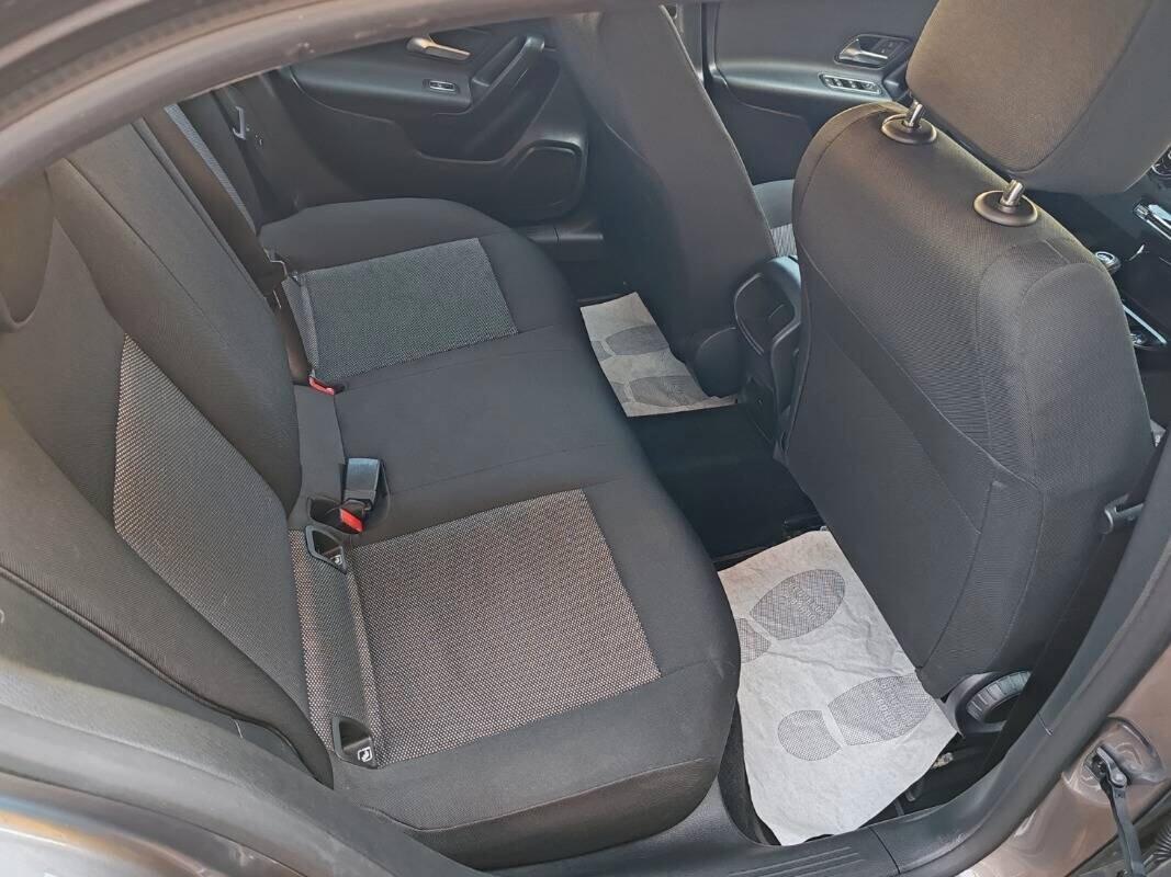 Mercedes-benz A 200 A 200 d Automatic Executive