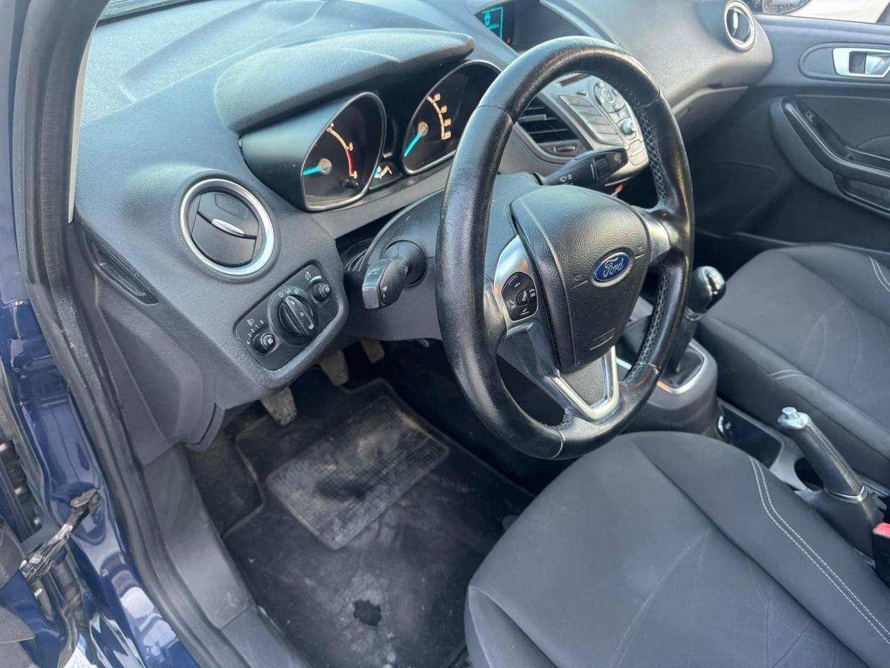 Ford Fiesta 1.5 TDCi 75CV 5 porte Black & White Edition neopatentati