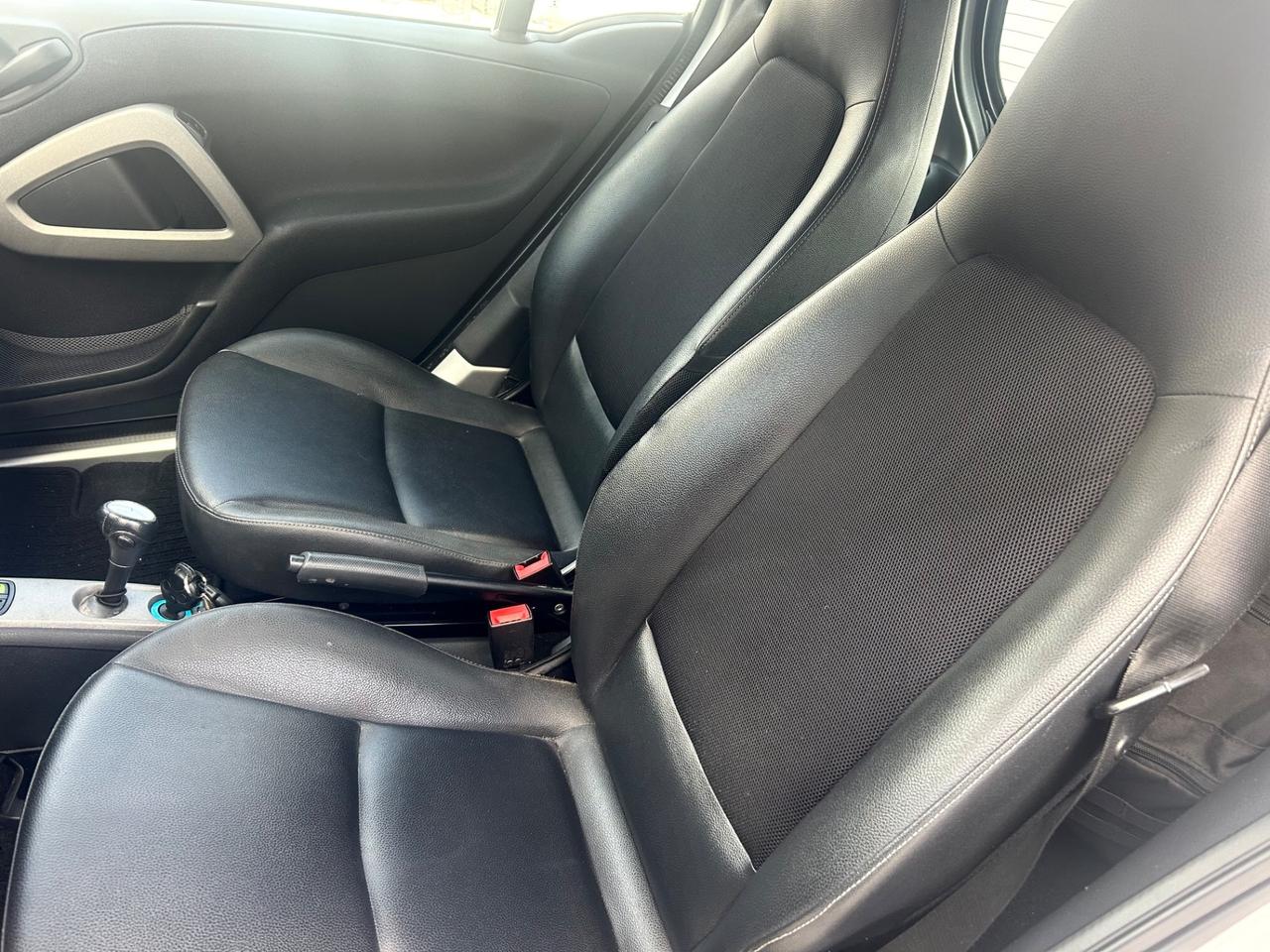 Smart ForTwo 1000 45 kW MHD coupé pure