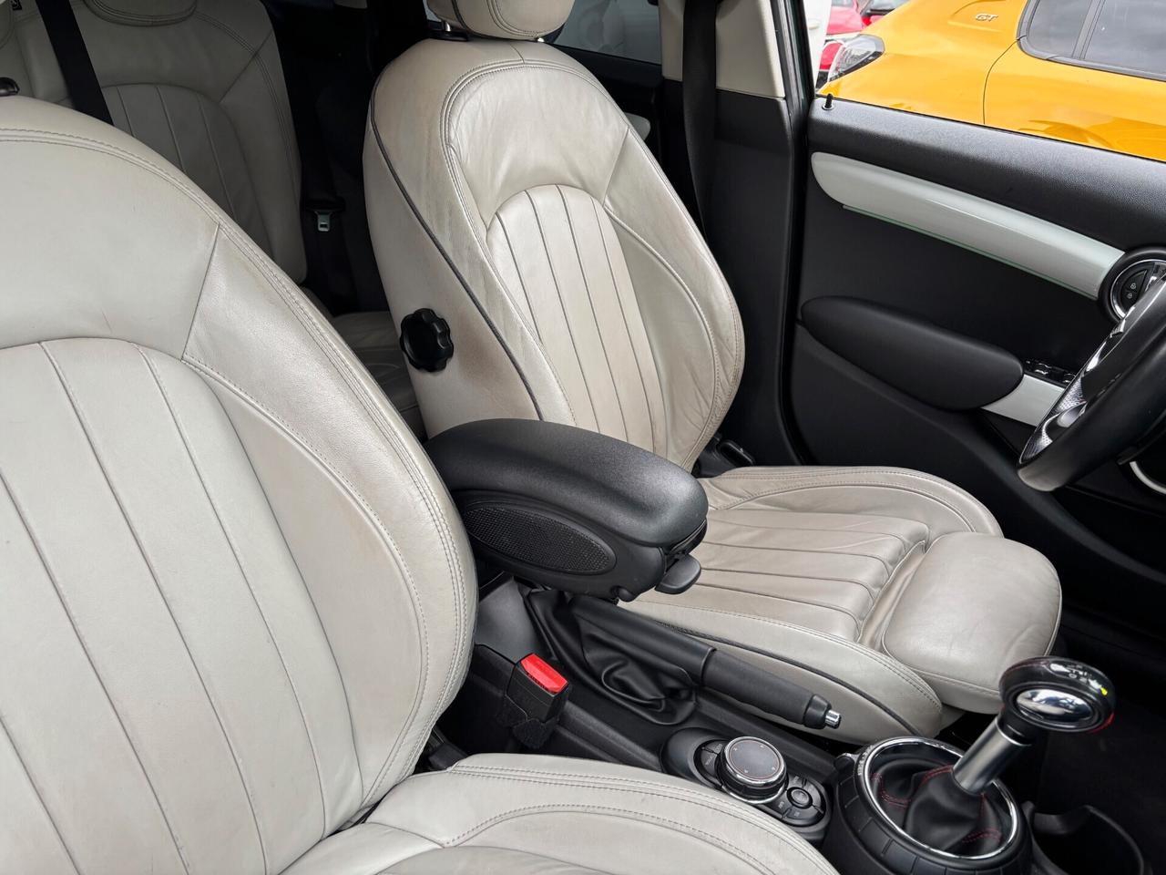 Mini 2.0 Cooper SD AUTOMATICA, PANORAMA, NAVI, TELECAMERA, HEAD UP DISPLAY, STUPENDA!!!!!